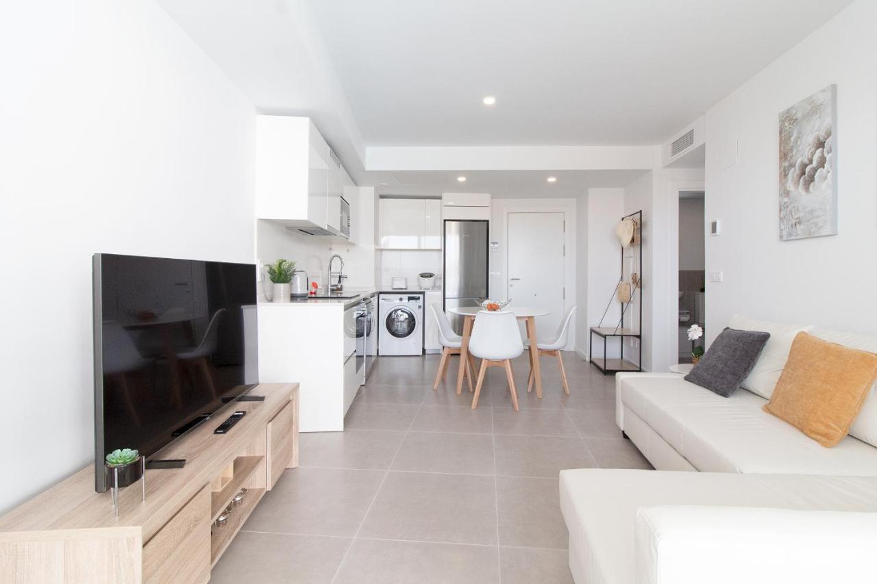 Global Properties, Apartamento Con Terraza Y Vistas A La Piscina En Gran Canet Canet d'En Berenguer Exterior photo