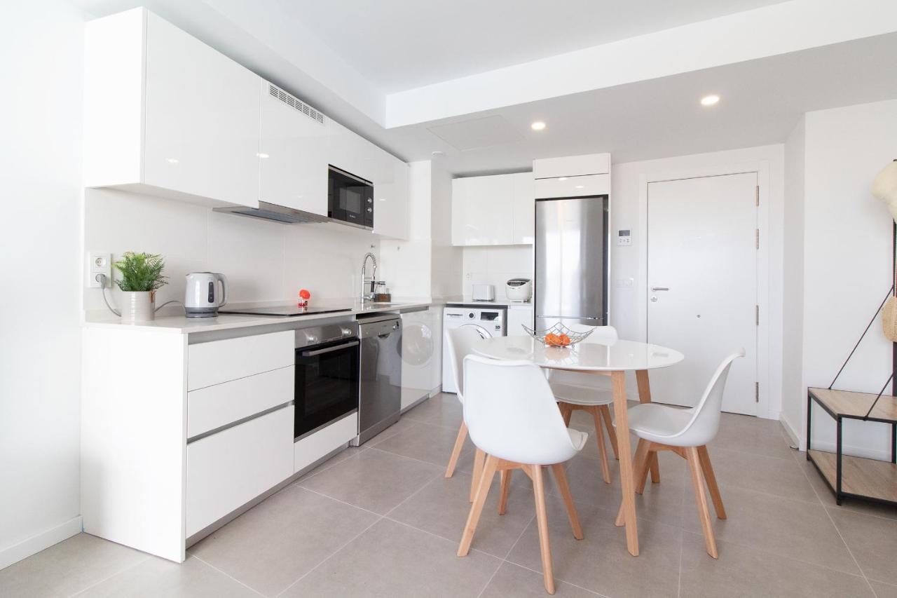 Global Properties, Apartamento Con Terraza Y Vistas A La Piscina En Gran Canet Canet d'En Berenguer Exterior photo