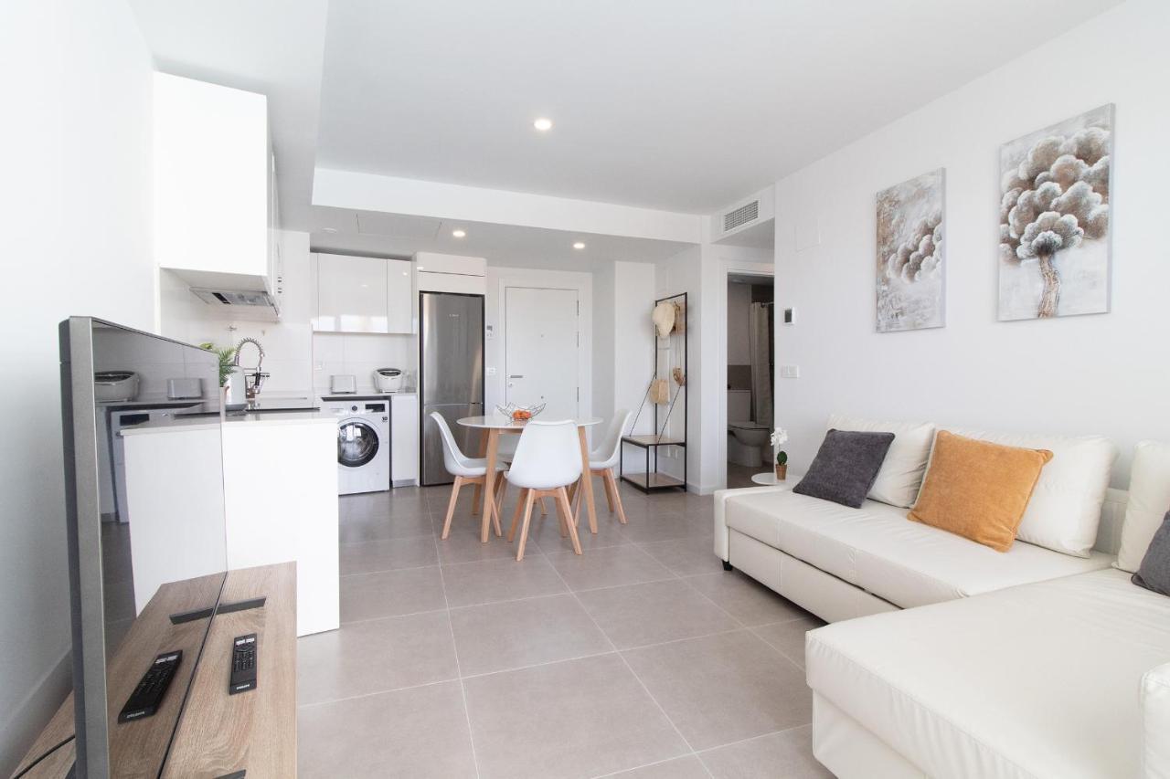 Global Properties, Apartamento Con Terraza Y Vistas A La Piscina En Gran Canet Canet d'En Berenguer Exterior photo