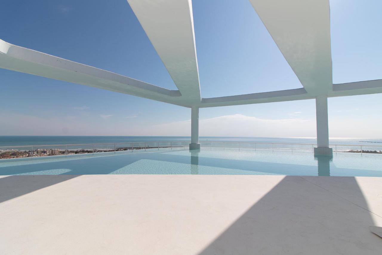 Global Properties, Apartamento Con Terraza Y Vistas A La Piscina En Gran Canet Canet d'En Berenguer Exterior photo